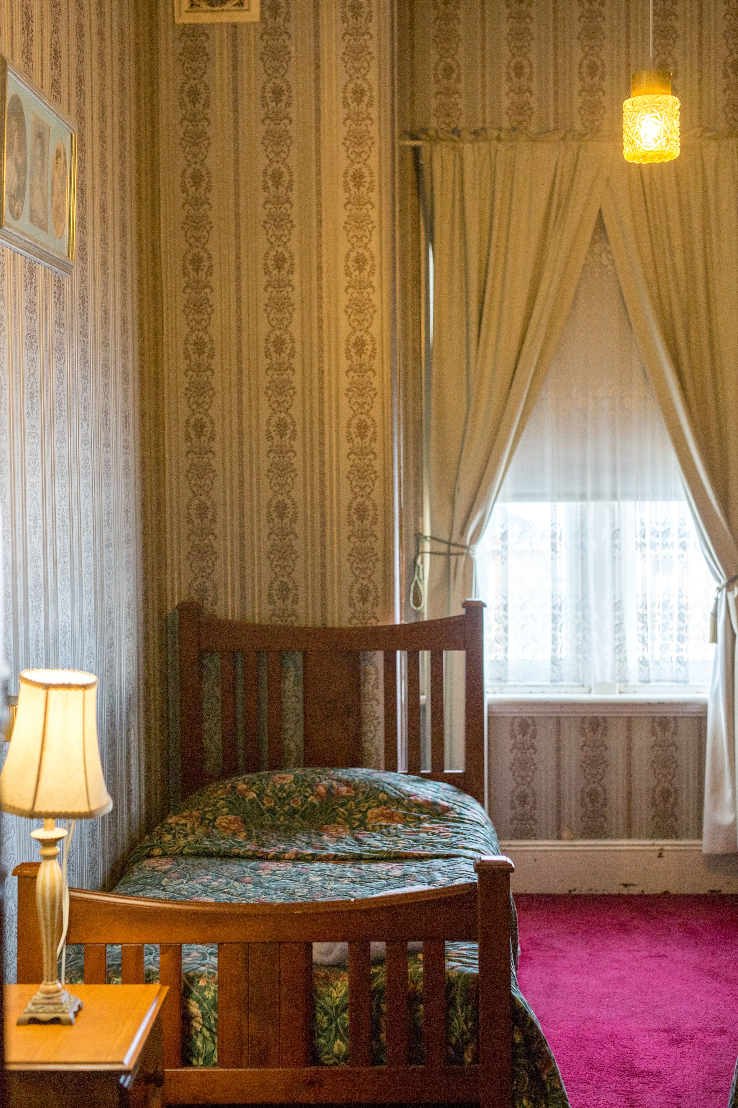 single room, shared bathroom | 1 bedroom, individually decorated, individually furnished, free wifi