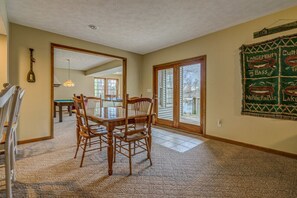 Dining - Almost Heaven-Gameroom, built-in fire pit, and dog friendly (Moneta)