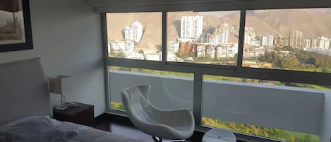 4 多间卧室、办公桌、熨斗/熨衣板、免费 WiFi