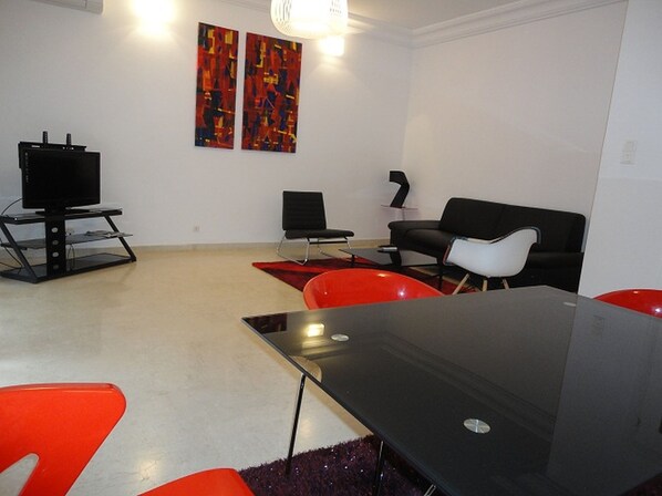 Interior - Stay.plus Apartment Mamelles Phare (Dakar)