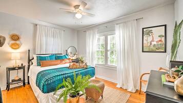 2 bedrooms, desk, iron/ironing board, Internet