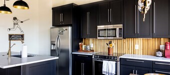 Yea!ThatGreenville.   Downtown GV  2BR/2BA Great Location on Main Street. 