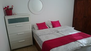 1 bedroom, iron/ironing board, travel cot, bed sheets