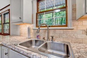 Interior - Cairns Home-Waterfront, family-friendly, wide water views (Moneta)