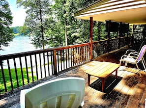 Property grounds - Cairns Home-Waterfront, family-friendly, wide water views (Moneta)