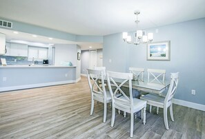 Dining - Sundial T201 Beach Resort Vacation Condo (Sanibel)