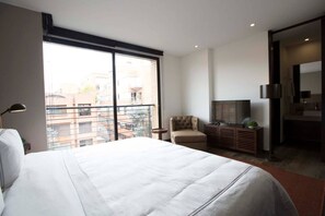 2 bedrooms, Internet