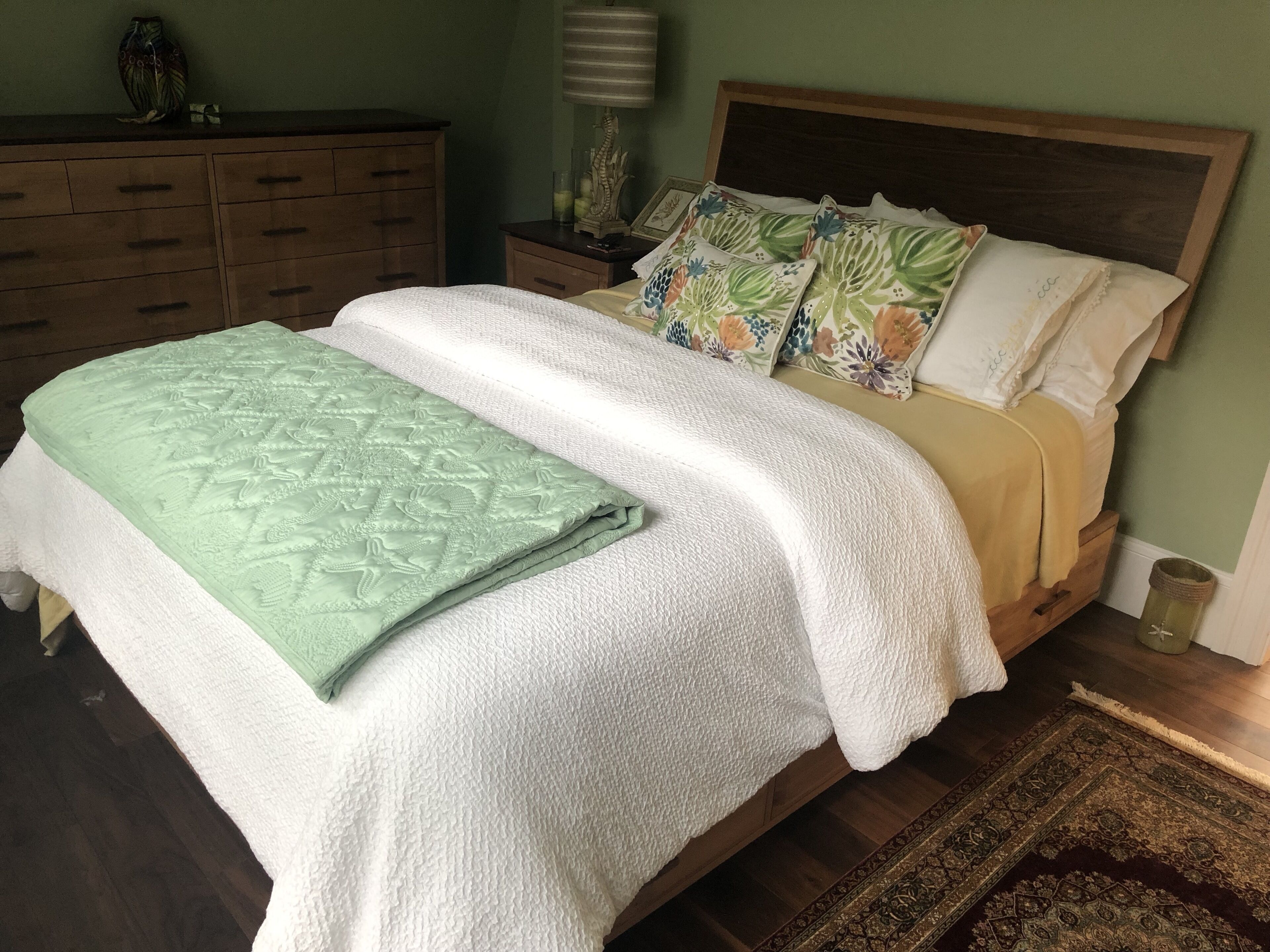 3 chambres, fer et planche à repasser, Wi-Fi gratuit, draps fournis