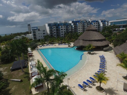 Fabulous Penthouse on the beach