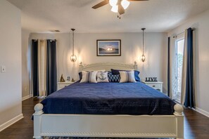 4 chambres, accès au Wi-Fi (inclus), literie fournie