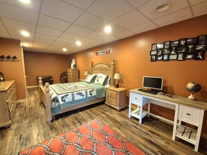 4 bedrooms, free WiFi, bed sheets