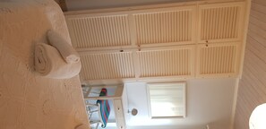 3 Schlafzimmer, Bügeleisen/Bügelbrett, WLAN