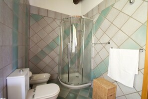 Dusch, hårtork och bidé