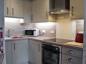 Opvaskemaskine, højstol, fryser