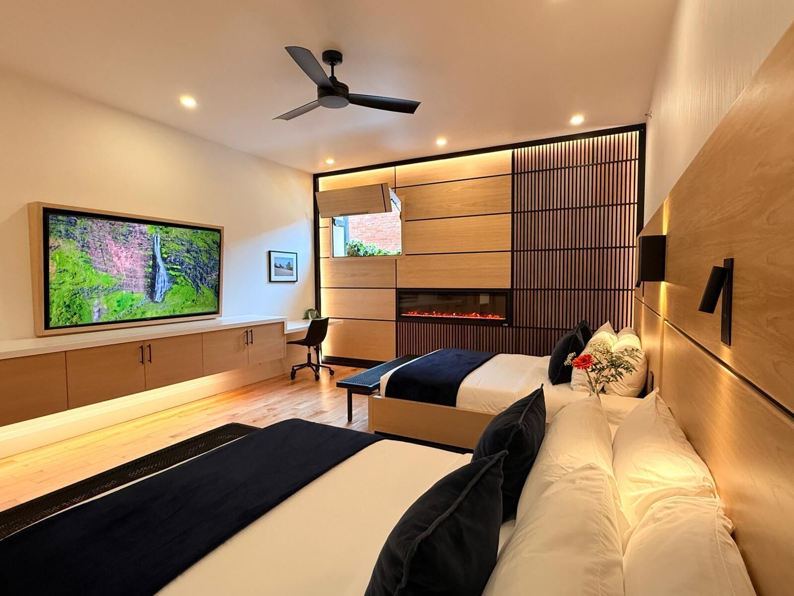 Luxury Room 4 - 2 Queen Beds | Interior