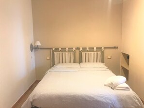 1 slaapkamer, reisbedje, gratis wifi, beddengoed