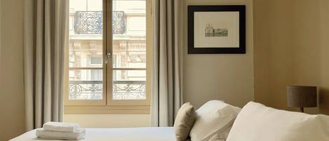 3 bedrooms, iron/ironing board, travel crib, WiFi