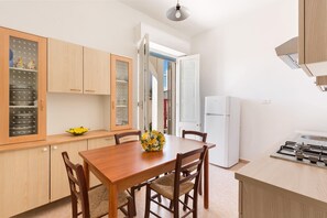 Dining - Villa Tabù by BarbarHouse (Porto Cesareo)