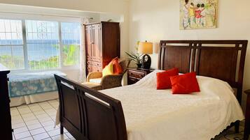 2 bedrooms, iron/ironing board, WiFi (free), bed sheets