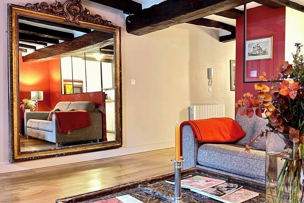 TV, DVD player, offices