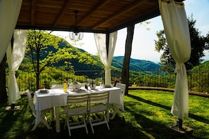 Outdoor dining - Casa da Pietro-Gina, Greve in Chianti (Poggio Alla Croce)