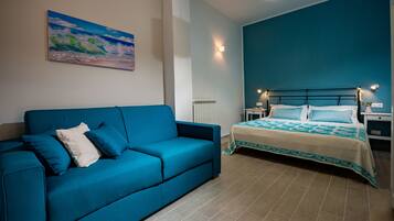 1 chambre, fer et planche Ă repasser, Wi-Fi, draps fournis