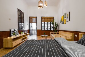 House, 3 Bedrooms | 3 bedrooms, desk, blackout drapes, soundproofing - Michi House (Hanoi)