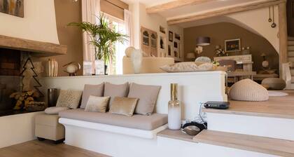 MAS PROVENCAL AVEC PISCINE