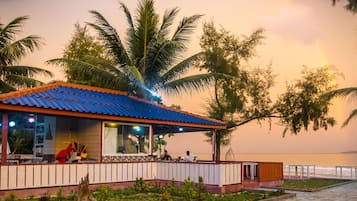Strandbar
