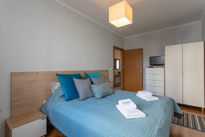 2 Schlafzimmer, Bügeleisen/Bügelbrett, kostenloses WLAN, Bettwäsche