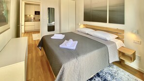 2 chambres, bureau, fer et planche à repasser, Wi-Fi