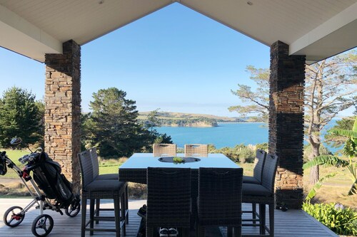 Modern Coastal Home & Award-winning Golf