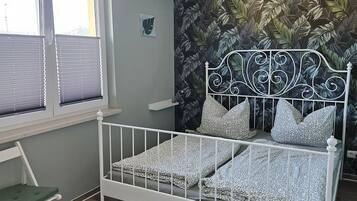 2 Schlafzimmer, Reisekinderbett, WLAN