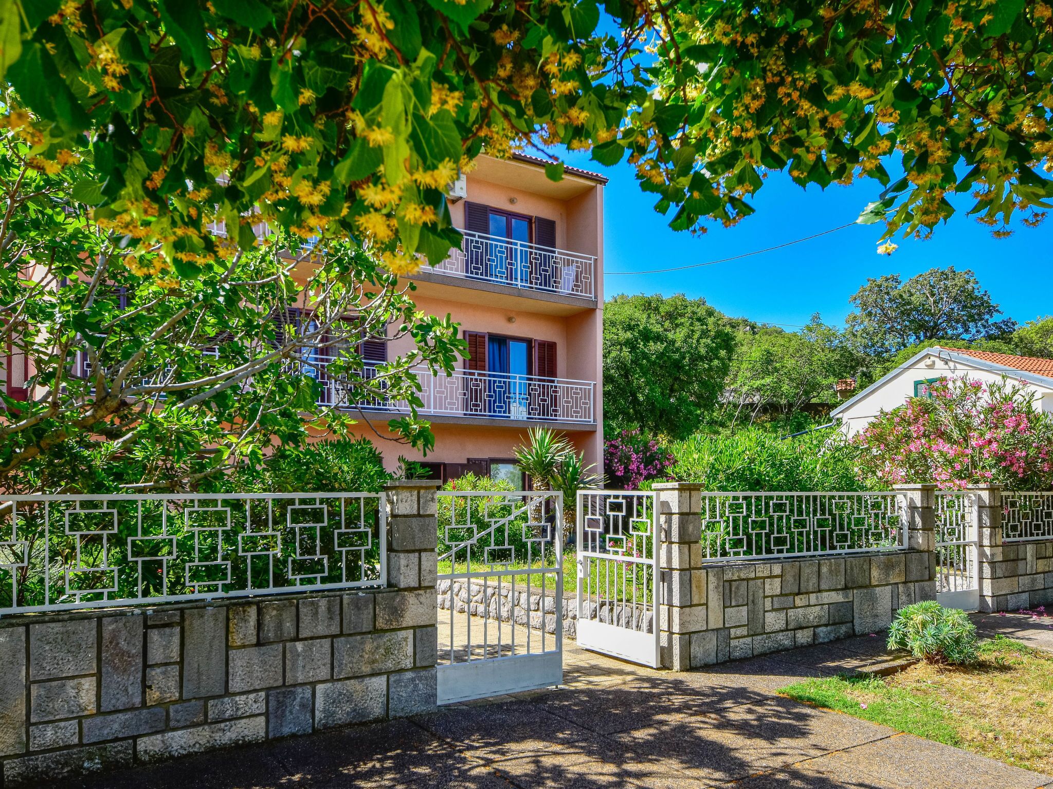 Jardines del alojamiento