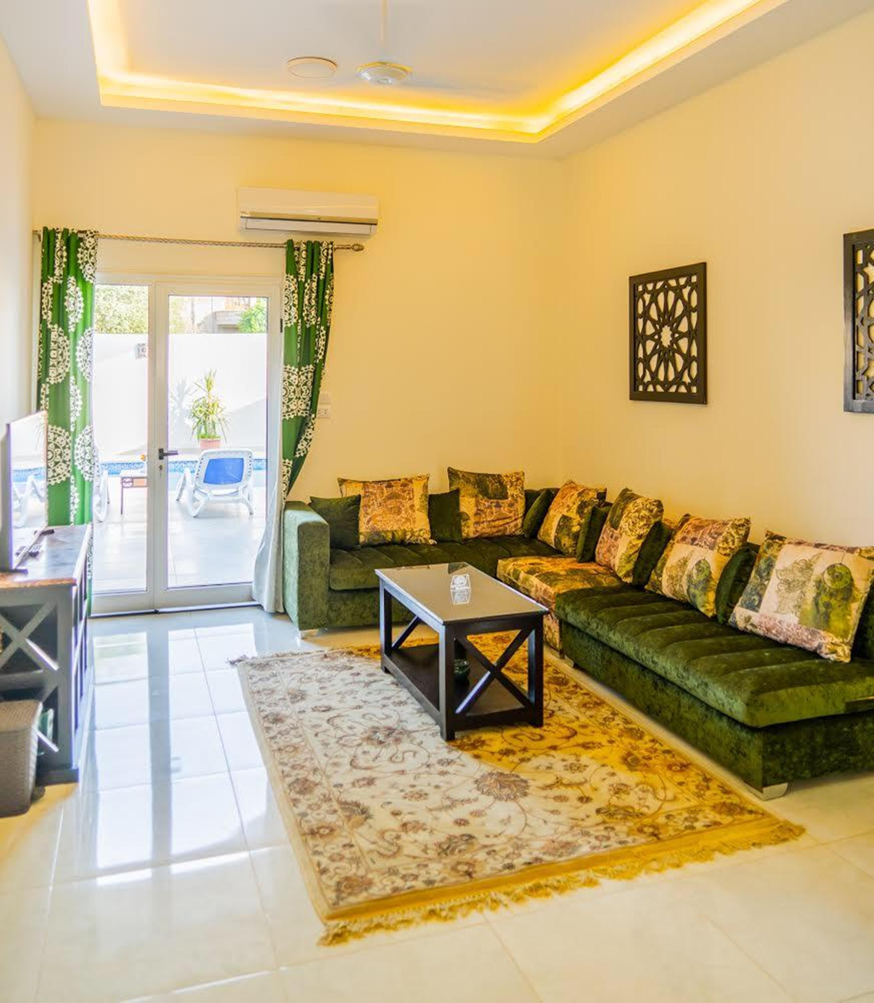 49-inch LED TV with satellite channels, TV