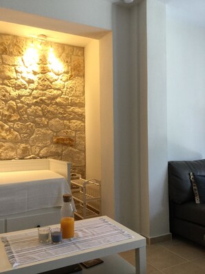 Interior - Stone villa with sea view, 4-6 persons, quiet location (Kriopigi)