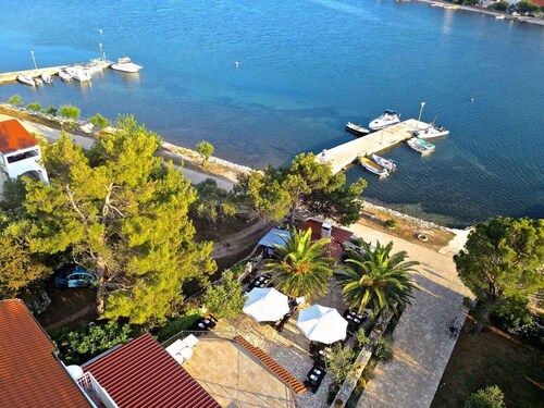 Holiday apartment Near the sea