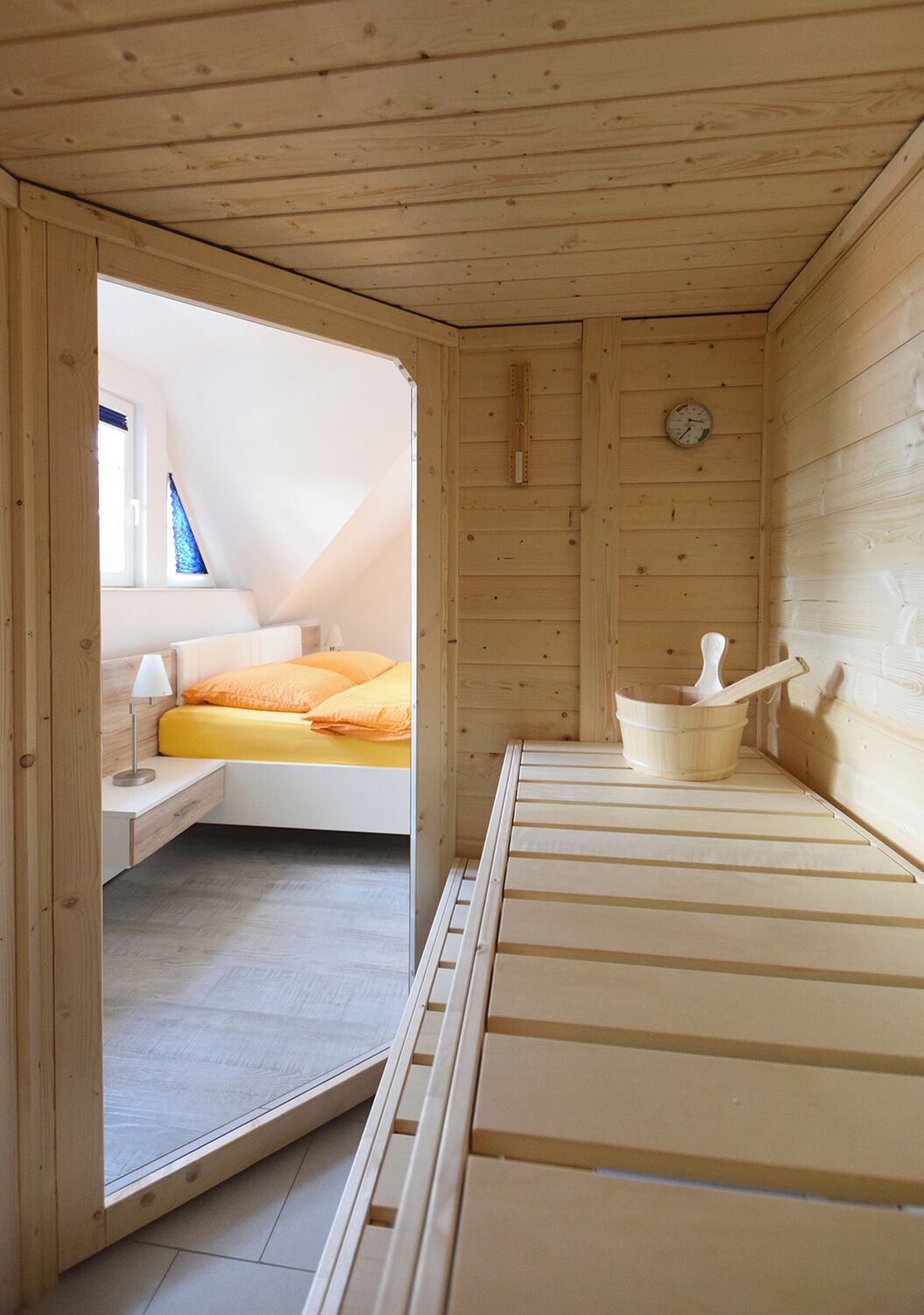 2 soverom og reiseseng for barn