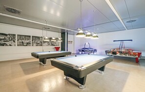 Game room - Awesome home in Thale with sauna (Thale)