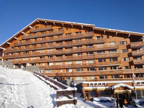Exterior - 150m from resort center, 1st floor, balcony, 27m², Méribel-Mottaret (Méribel - Les Allues)