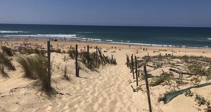 Landaise house with heated pool in a holiday residence in Vieux Boucau