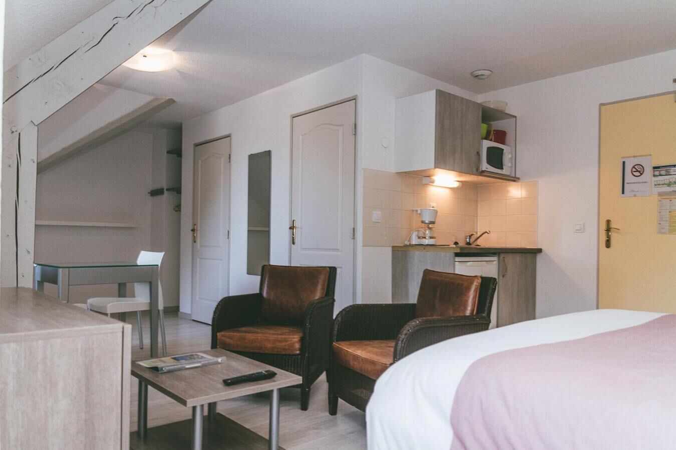 Wi-Fi gratuit, draps fournis