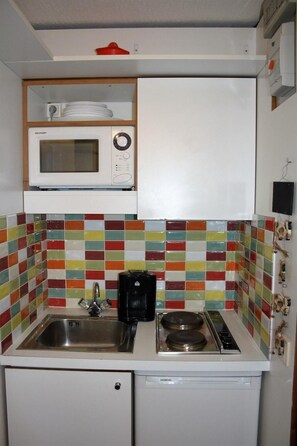 Kühlschrank, Mikrowelle