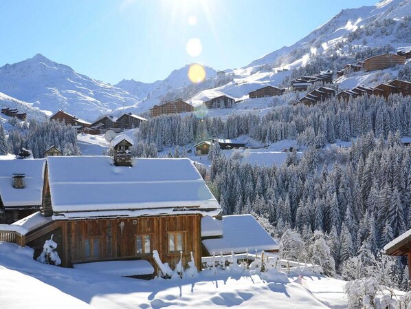 Exterior - 10m from ski slopes, 9th floor, balcony, ski locker, 33m², Méribel-Mottaret (Méribel - Les Allues)