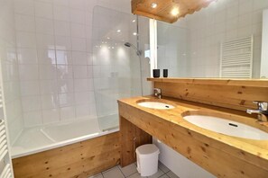 Bathtub