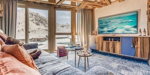 10m from ski slopes, 1st floor, view open, tv, ski locker, 62m², Tignes