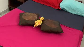 2 slaapkamers, een strijkplank/strijkijzer, wifi