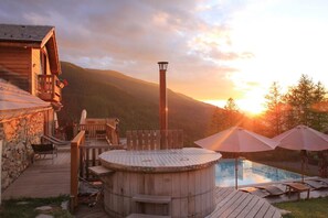 Terrace/patio - Wifi, 200m from ski slopes, fitness, swimming pool, parking, tv, 20m², Les Orres (Les Orres)