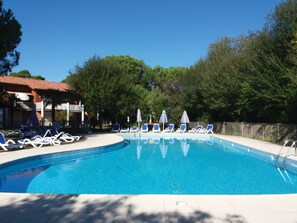 Piscine extérieure, piscine chauffée