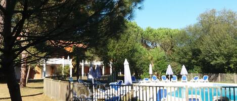 Piscine extérieure, piscine chauffée